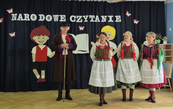 Z KSIĄŻKĄ NAM PO DRODZE! NARODOWE CZYTANIE W PRZEDSZKOLU
